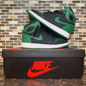 Pine green Jordan 1